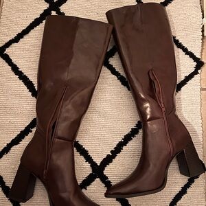 Brown Heeled Knee-High Boots with Chunky Heel and Smooth Leather